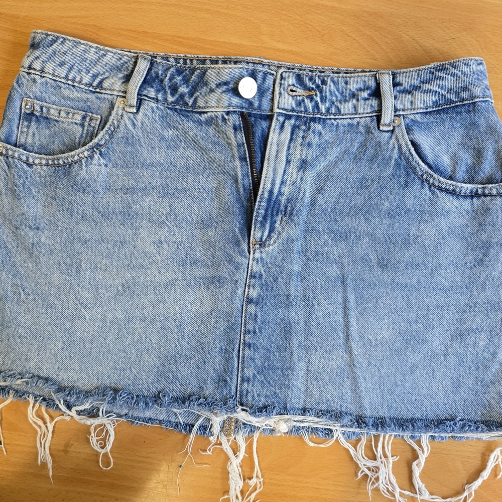 Garage Frayed Hem Mini Skirt Size M